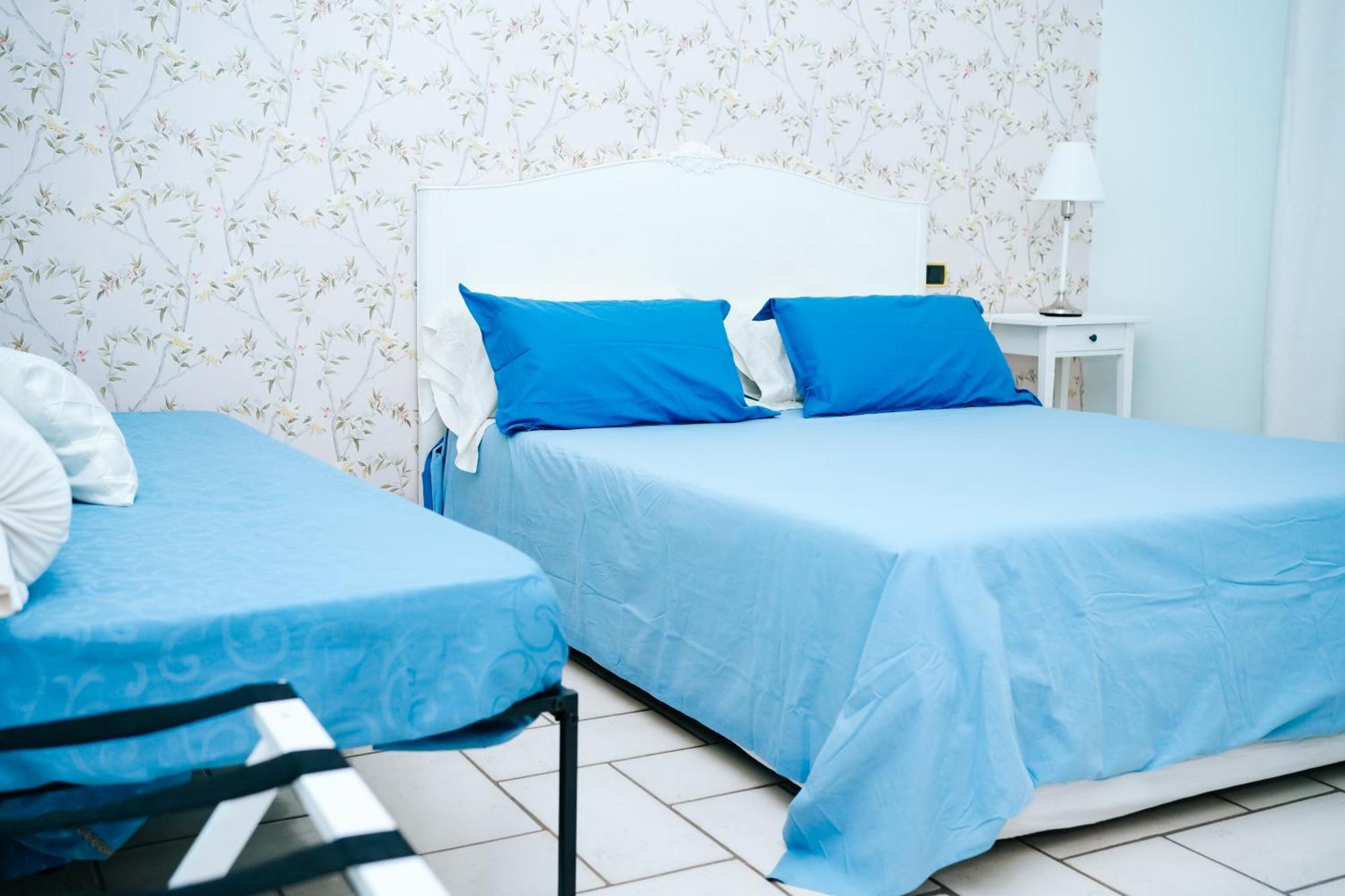 Peperosa B&B And Events Nettuno Exteriör bild