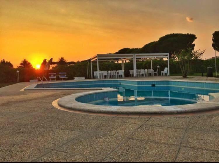 Peperosa B&B And Events Nettuno Exteriör bild